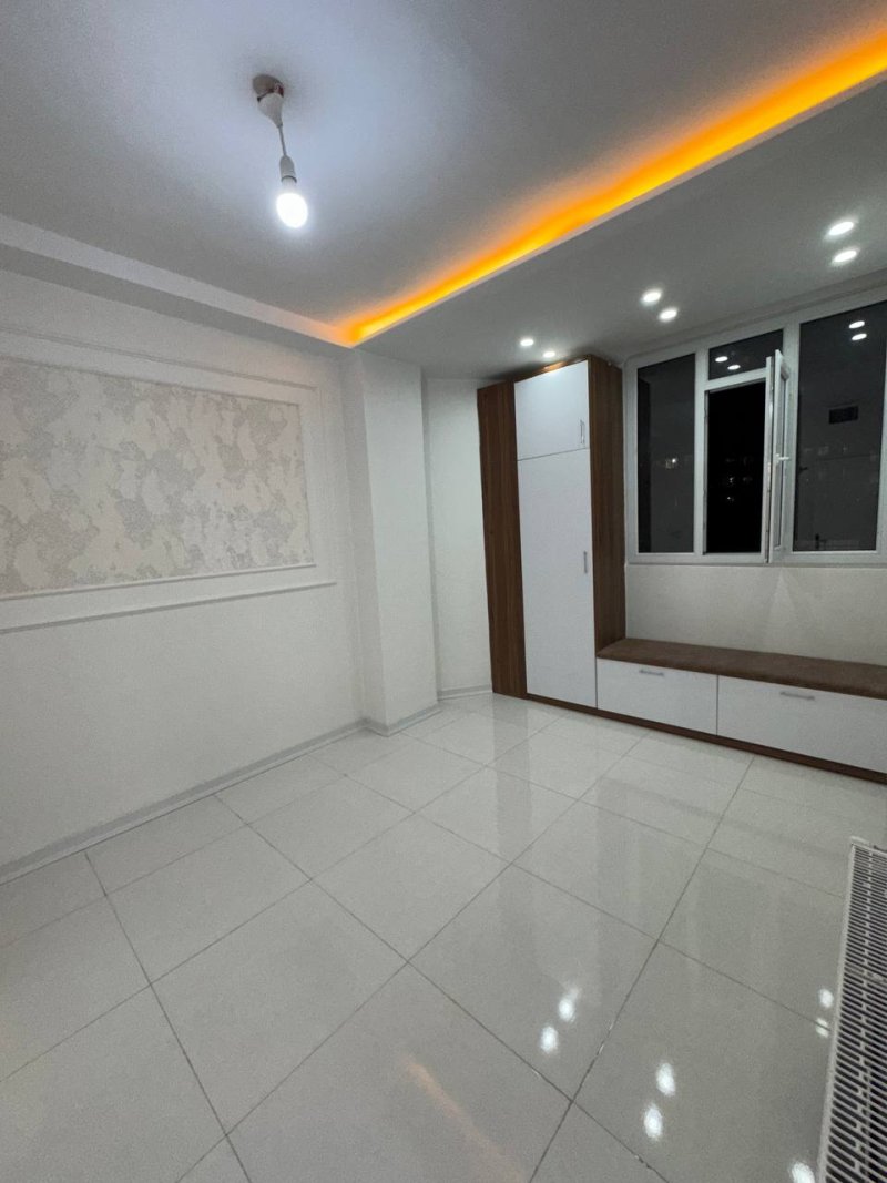 آپارتمان 61 متری دو خوابه در فاز 1 اندیشه با وام14112032047