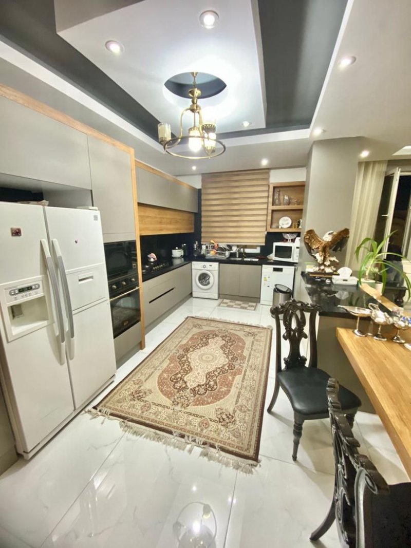 آپارتمان 187 متری سه خوابه در شهرک صدف اندیشه با وام14112132061