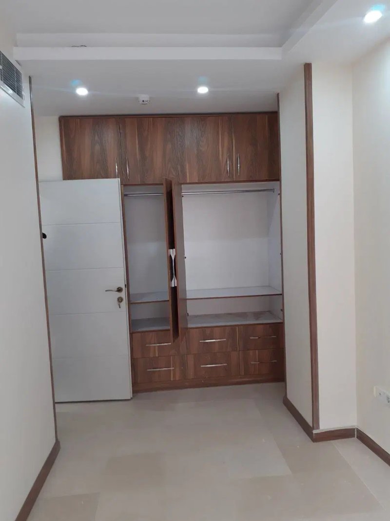 آپارتمان 165 متری سه خوابه در باغ فیض تهران14107632022