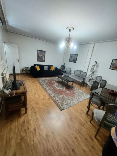 آپارتمان 68 متری دو خوابه در پونک تهران