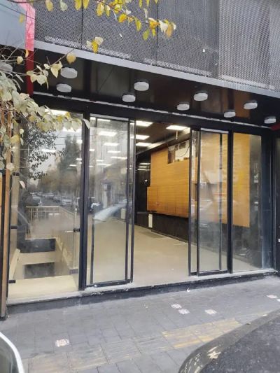 تجاری 400 متری در نیروی هوایی تهران