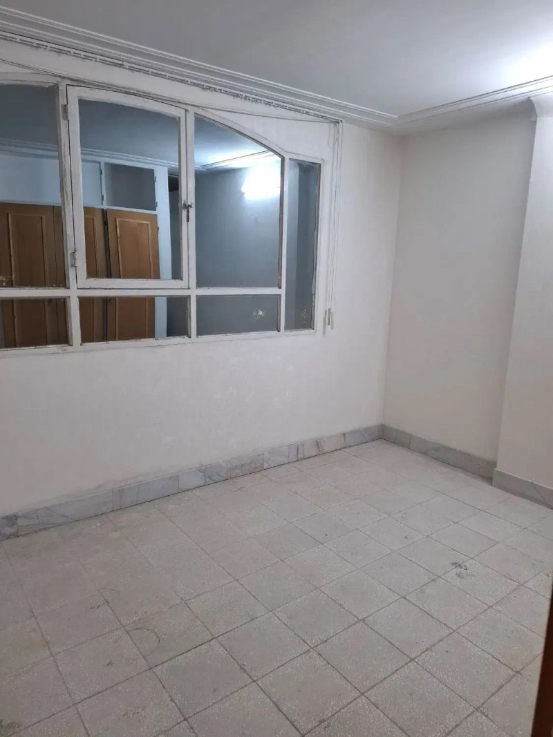 آپارتمان 92 متری دو خوابه در باجک2 قم14124032245