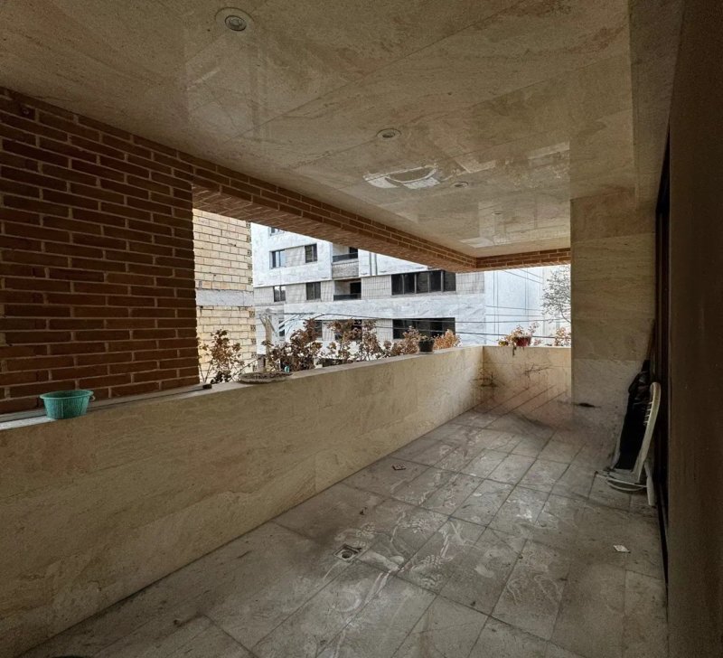 آپارتمان 230 متری سه خوابه در گوهردشت کرج14116232107