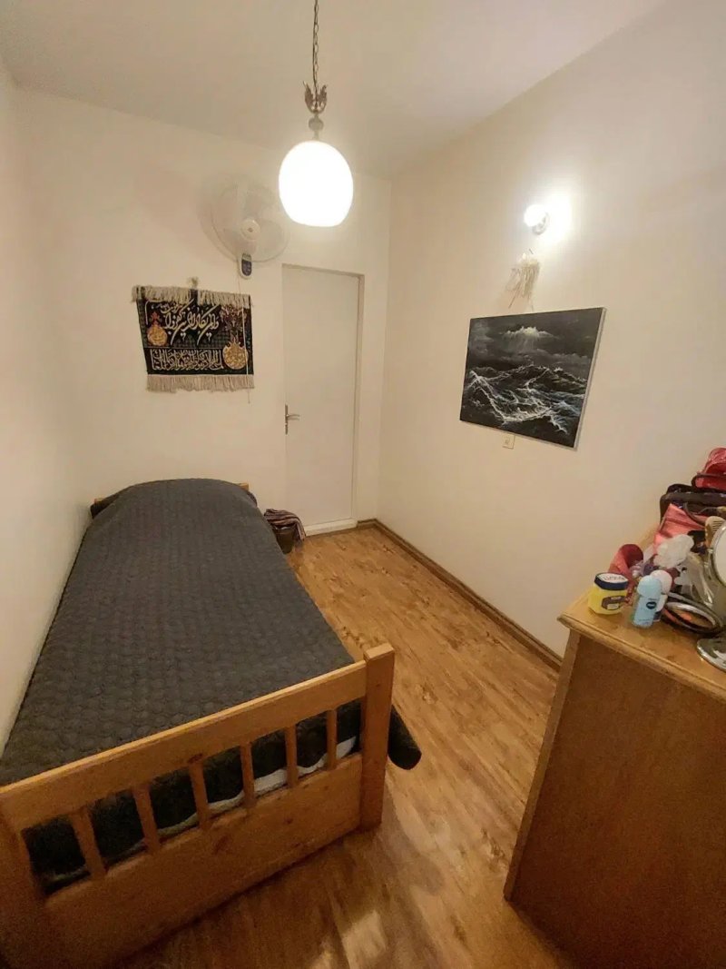 آپارتمان 68 متری دو خوابه در پونک تهران14128232303