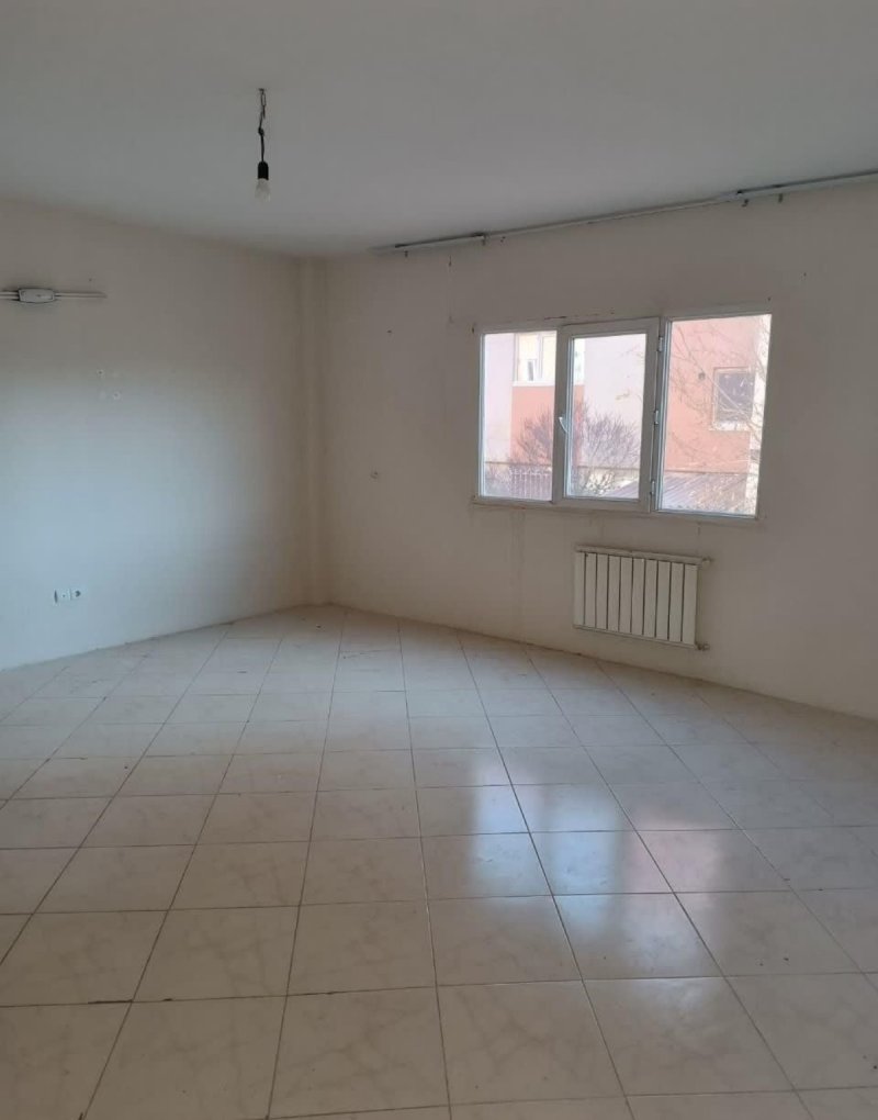 آپارتمان 83 متری دو خوابه در فاز 6 پرند14115032089