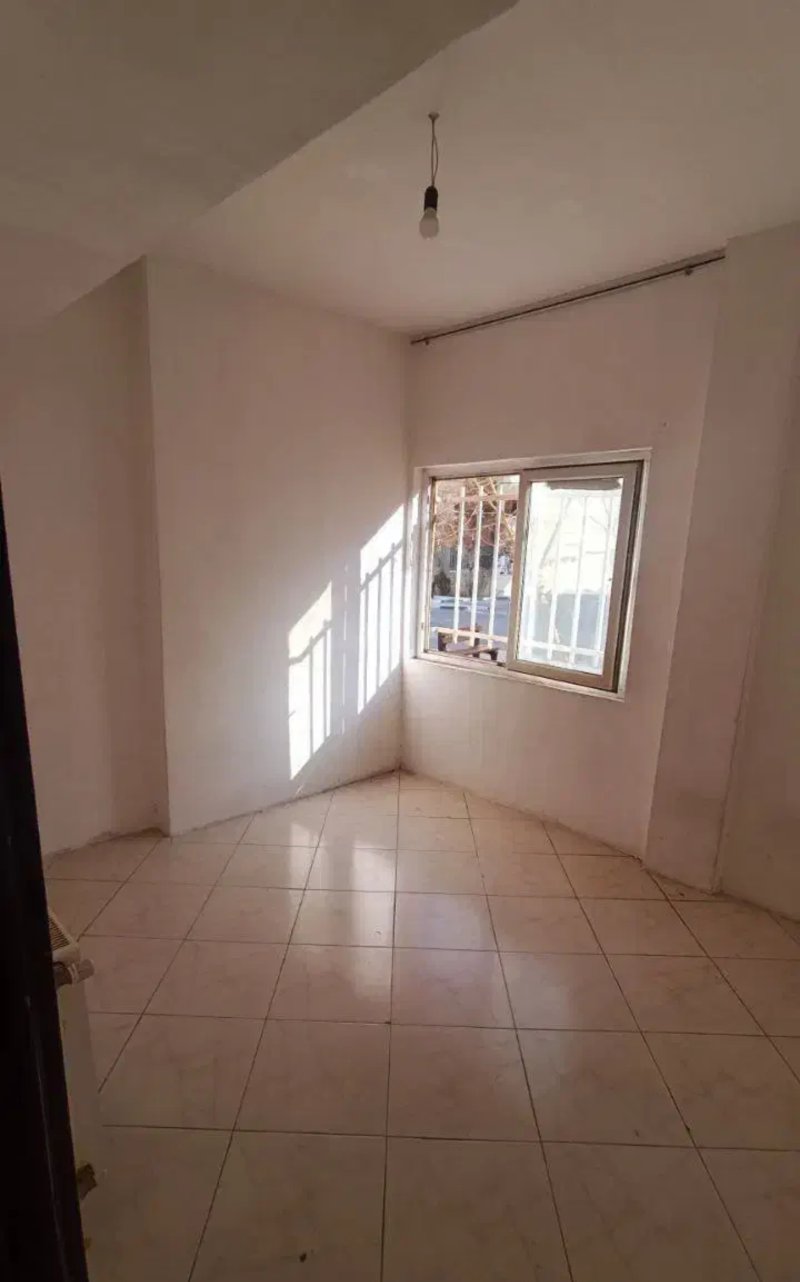 آپارتمان 75 متری یک خوابه در فاز 6 پرند14114832085