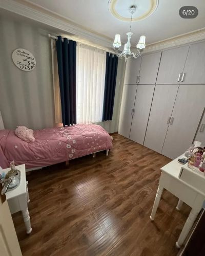 آپارتمان 140 متری سه خوابه در پونک تهران