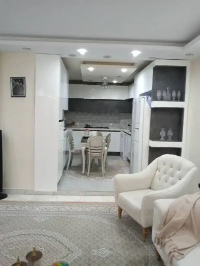 آپارتمان 85 متری دو خوابه در نیروی هوایی تهران