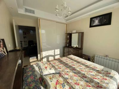 آپارتمان 85 متری دو خوابه در پونک تهران