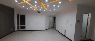 آپارتمان 83 متری دو خوابه در فاز 6 پرند