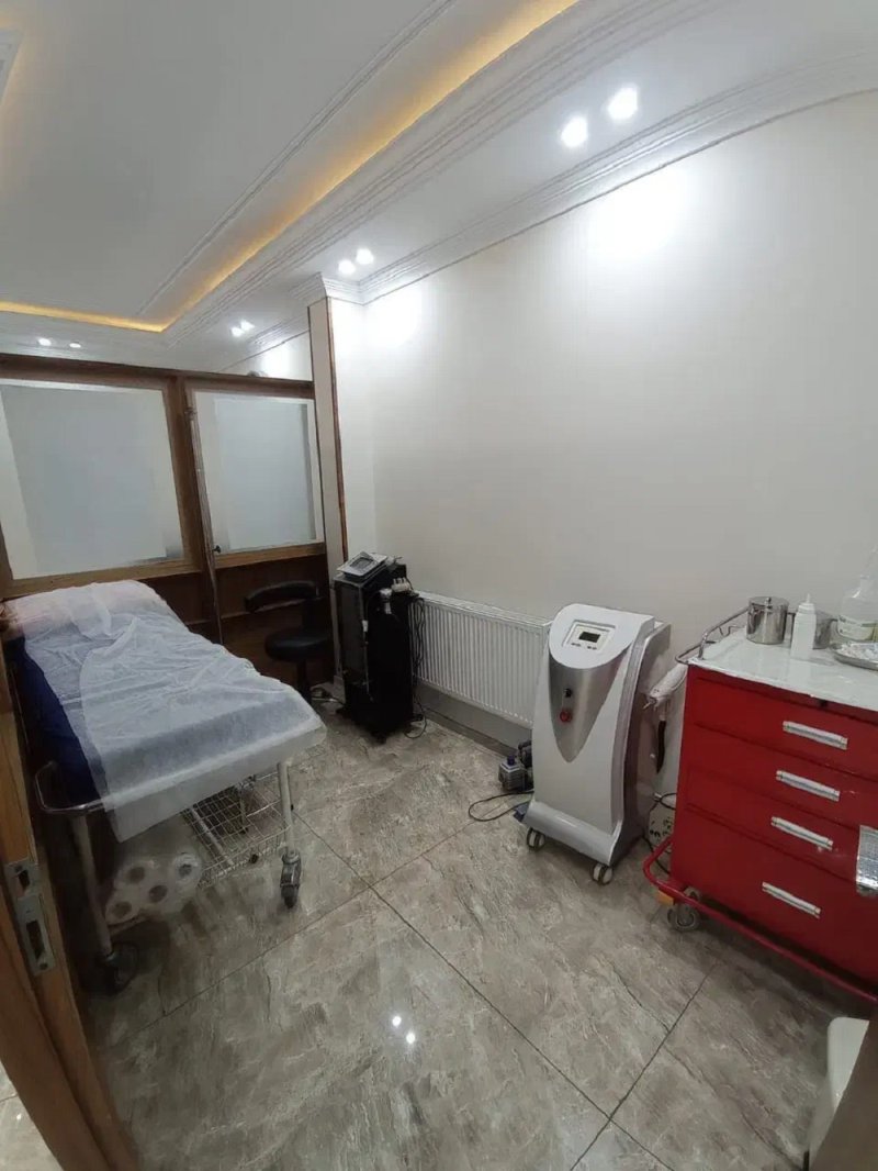 اداری 160 متری دو خوابه در نیروی هوایی تهران14118032198