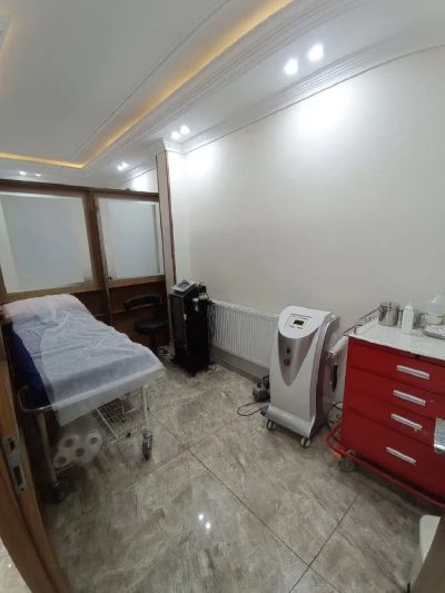 اداری 160 متری دو خوابه در نیروی هوایی تهران