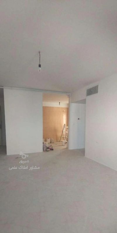 آپارتمان 85 متری دو خوابه در فاز 6 پرند