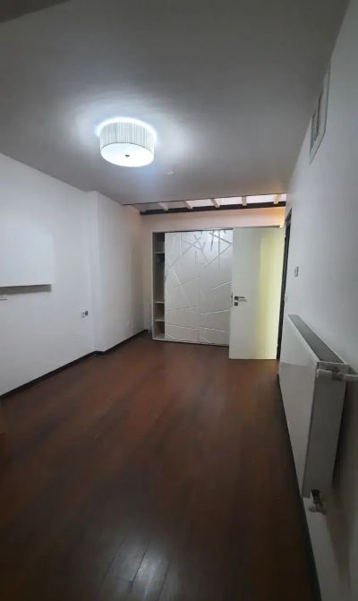 آپارتمان 158 متری سه خوابه در جهان نما همدان