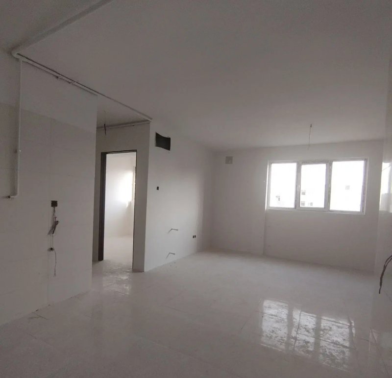 آپارتمان 83 متری دو خوابه در فاز 6 پرند14141932431