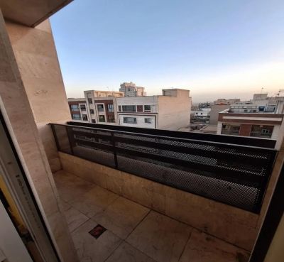 آپارتمان 143 متری سه خوابه در پونک تهران