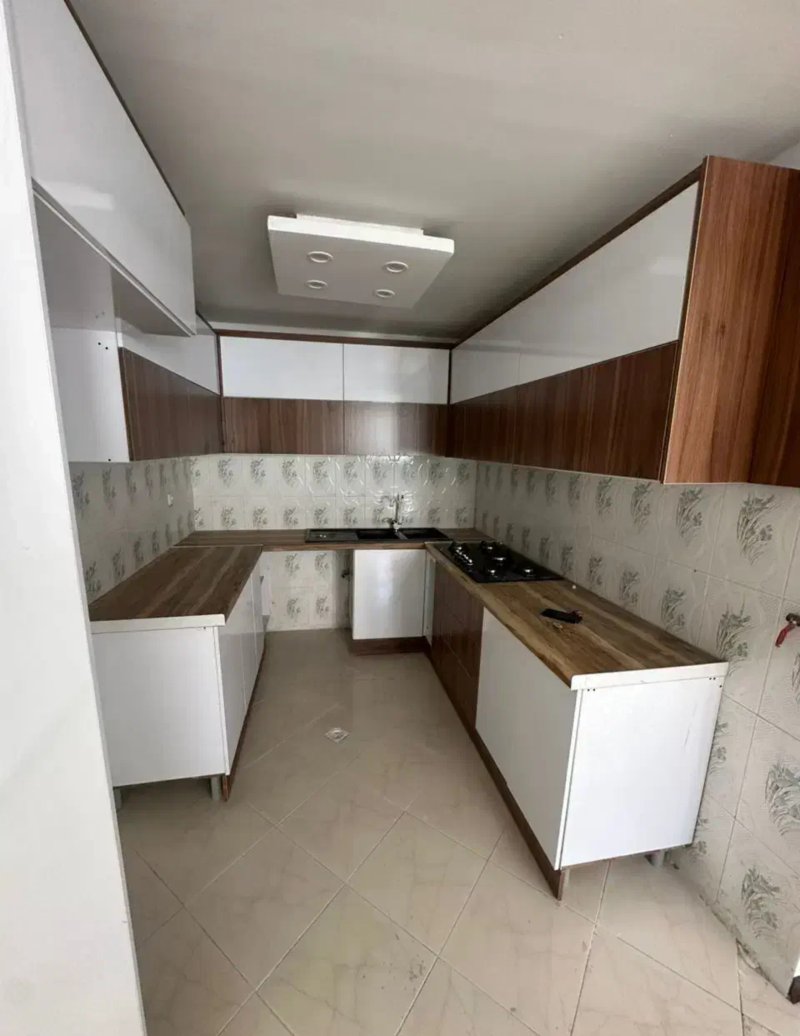 آپارتمان 77 متری دو خوابه در فاز 6 پرند14131632328