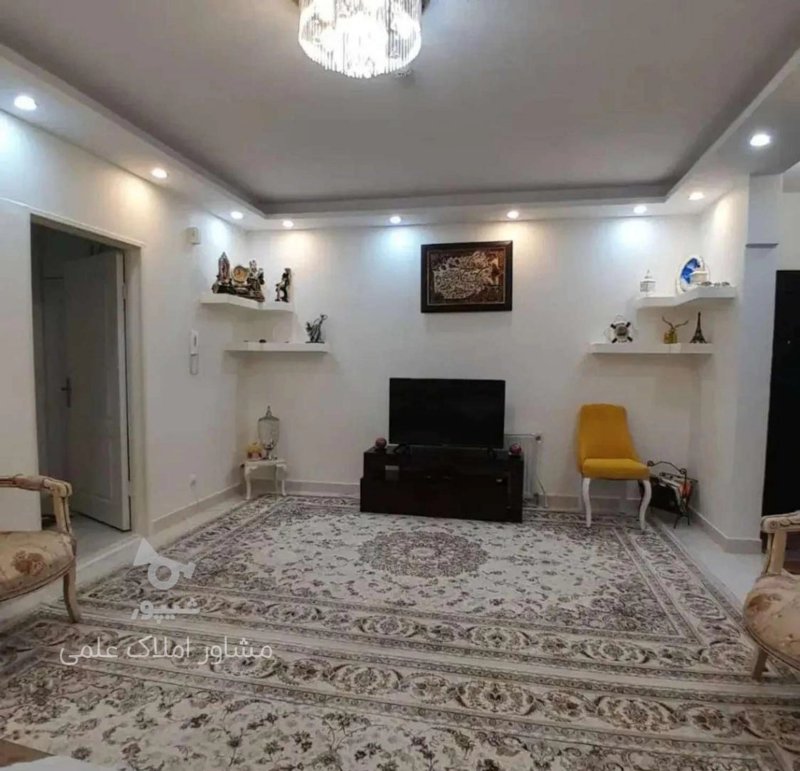 آپارتمان 85 متری دو خوابه در فاز 6 پرند14131232322