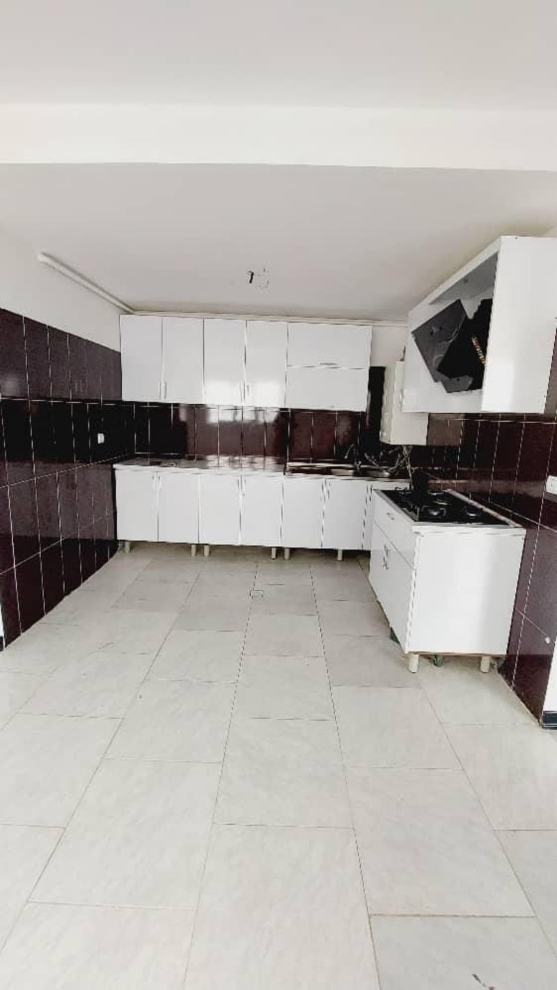 آپارتمان 76 متری دو خوابه در فاز 6 پرند14134232341