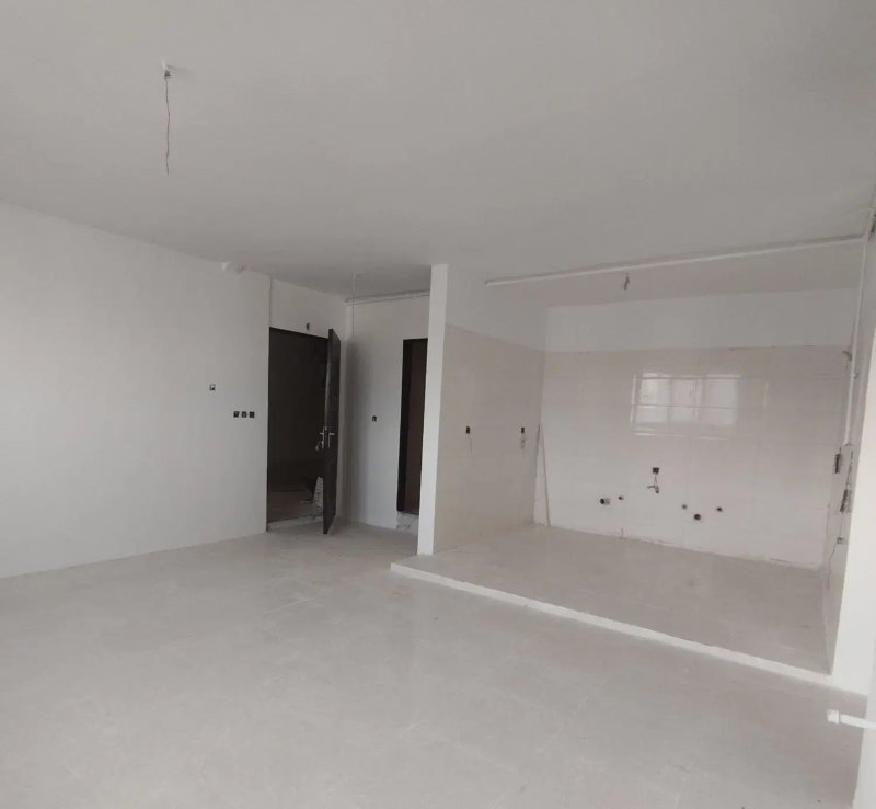 آپارتمان 83 متری دو خوابه در فاز 6 پرند14141932430