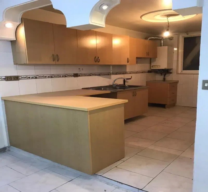 آپارتمان 70 متری دو خوابه در پونک تهران14138532369