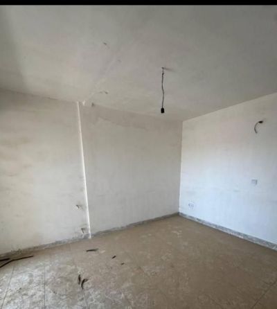 آپارتمان 76 متری دو خوابه در فاز 6 پرند