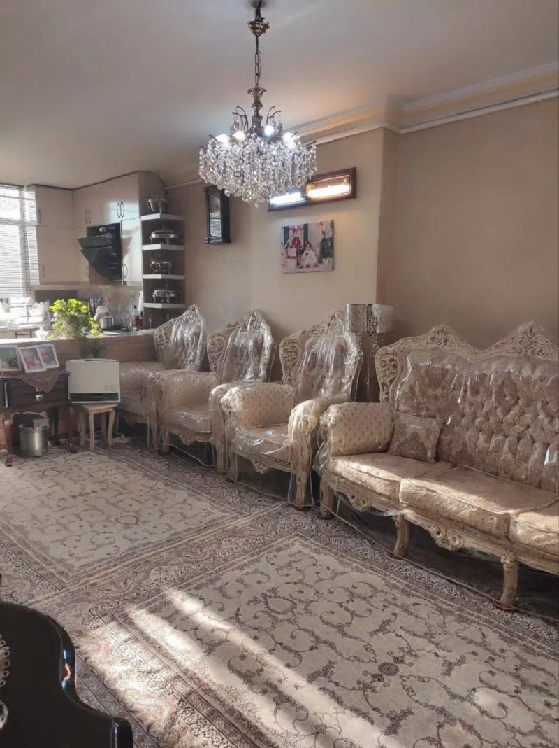 آپارتمان 60 متری یک خوابه در فدک مشهد14144532470