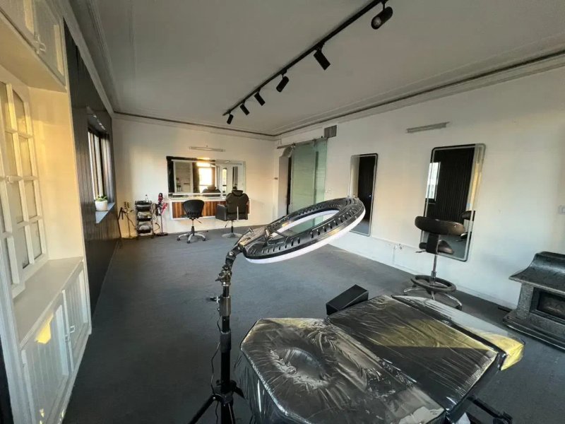 اداری 135 متری چهارخوابه در سجادشهر مشهد14143432458