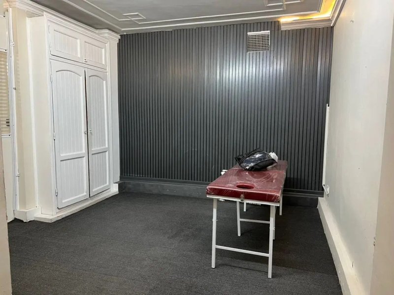 اداری 135 متری چهارخوابه در سجادشهر مشهد14143432460