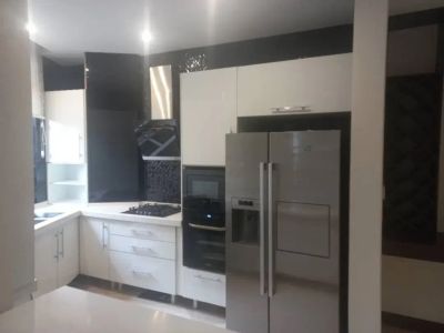 آپارتمان 100 متری دو خوابه در الهیه تهران