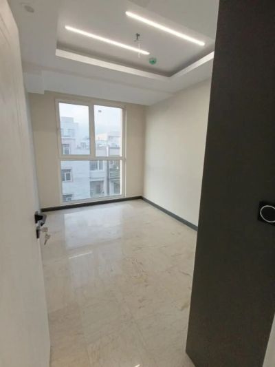 آپارتمان 81 متری دو خوابه در سازمان برنامه جنوبی تهران