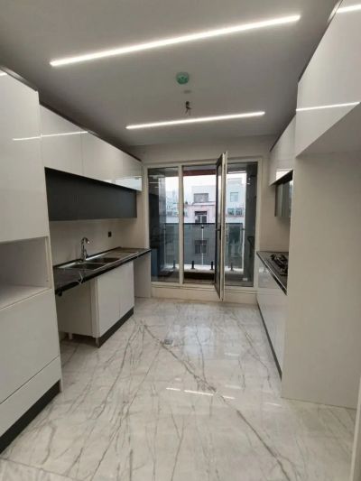 آپارتمان 81 متری دو خوابه در سازمان برنامه جنوبی تهران