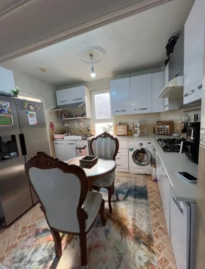 آپارتمان 72 متری دو خوابه در بنیاد قم