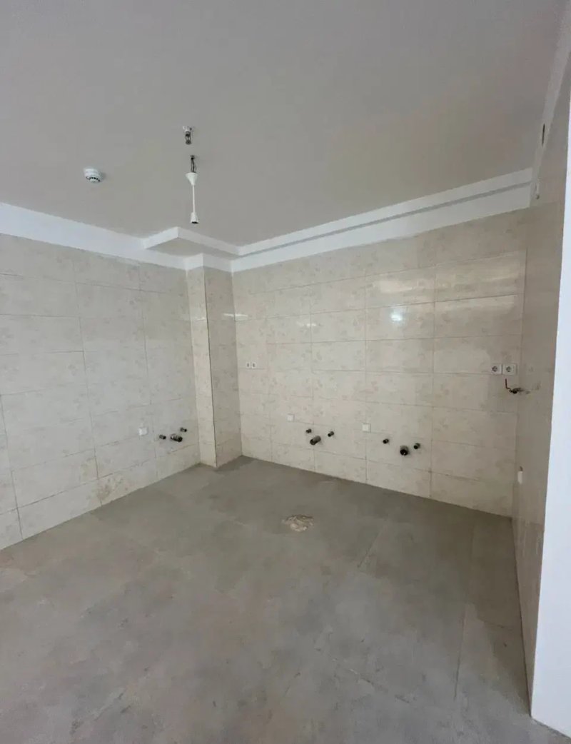 آپارتمان 114 متری سه خوابه در بنیاد قم14148632558