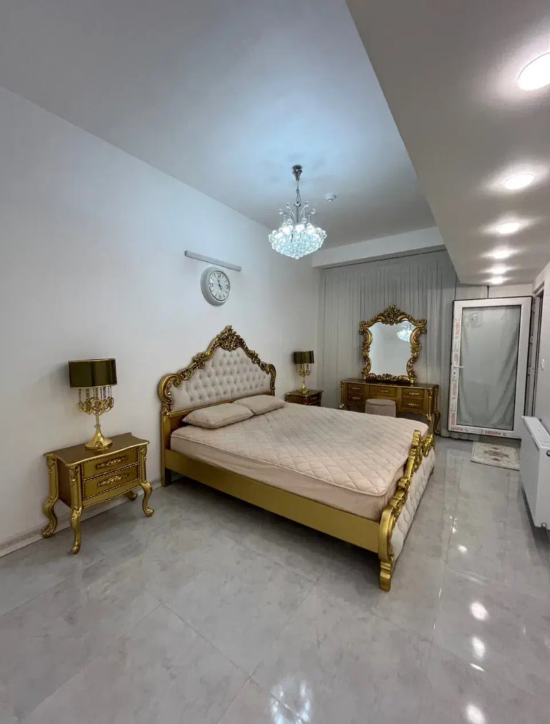 آپارتمان 110 متری دو خوابه در بنیاد قم14148132544