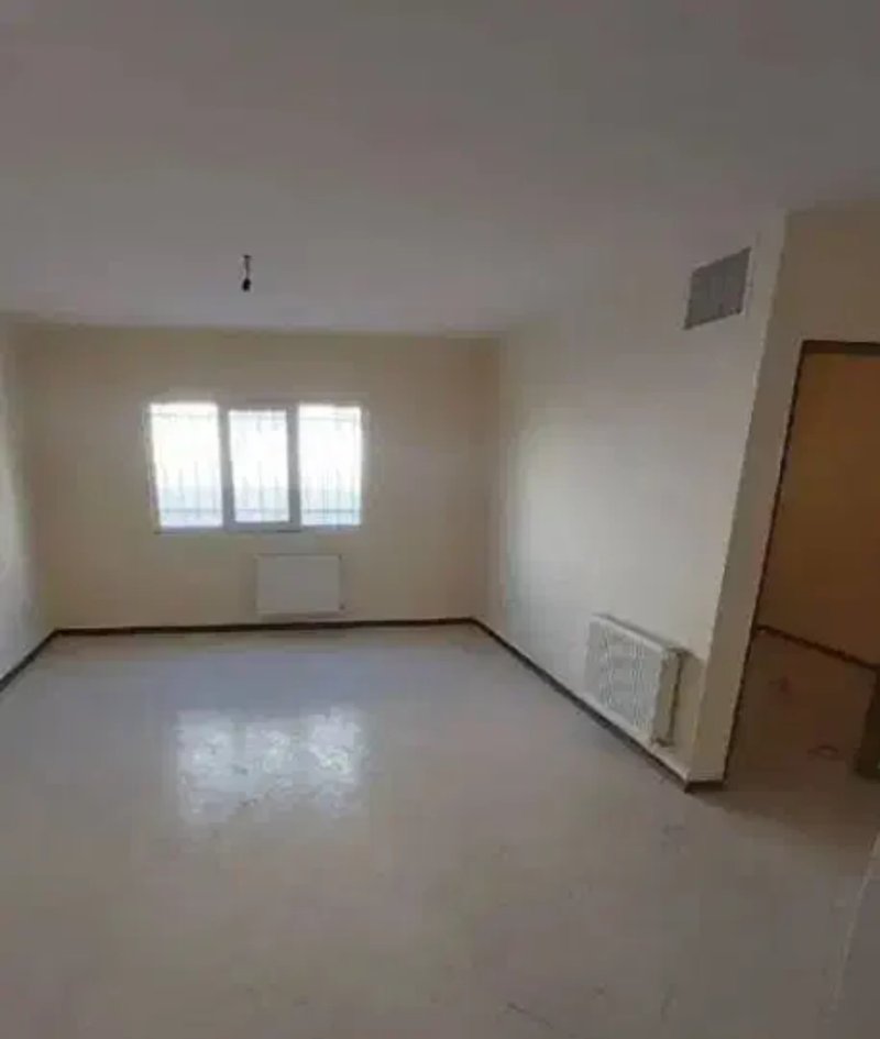 آپارتمان 60 متری یک خوابه در فاز 6 پرند14165832697