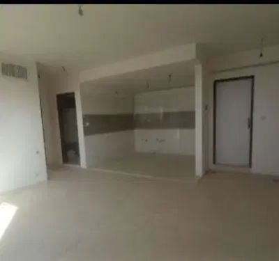 آپارتمان 80 متری دو خوابه در فاز 6 پرند