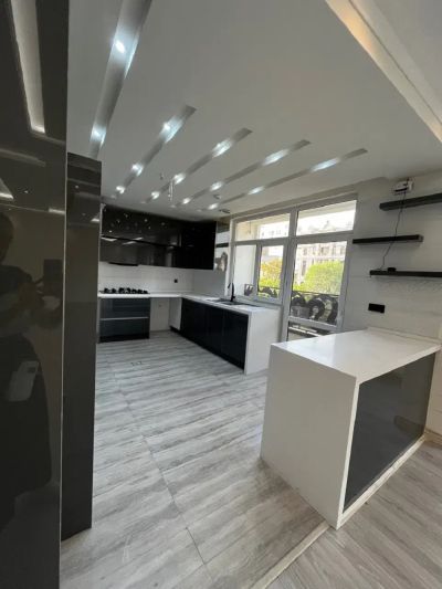 آپارتمان 120 متری دو خوابه در اباذر منطقه 5 تهران