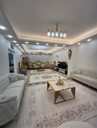 آپارتمان 110 متری دو خوابه در بنیاد قم