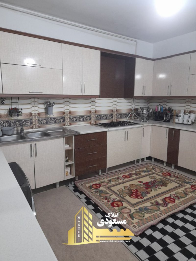 آپارتمان 113 متری در امیریه شهریار14168432767