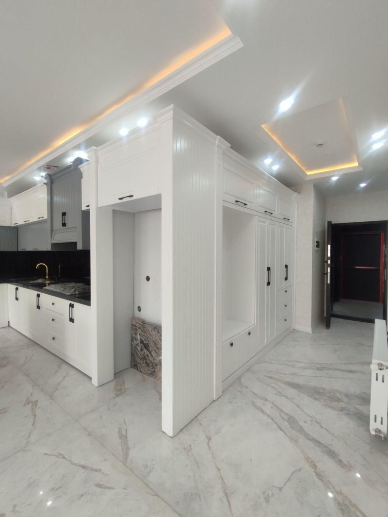 آپارتمان 105 متری دو خوابه در بلوار امام رضا مشهد14188033155