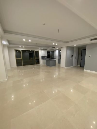 آپارتمان 148 متری سه خوابه در شهرک غرب تهران