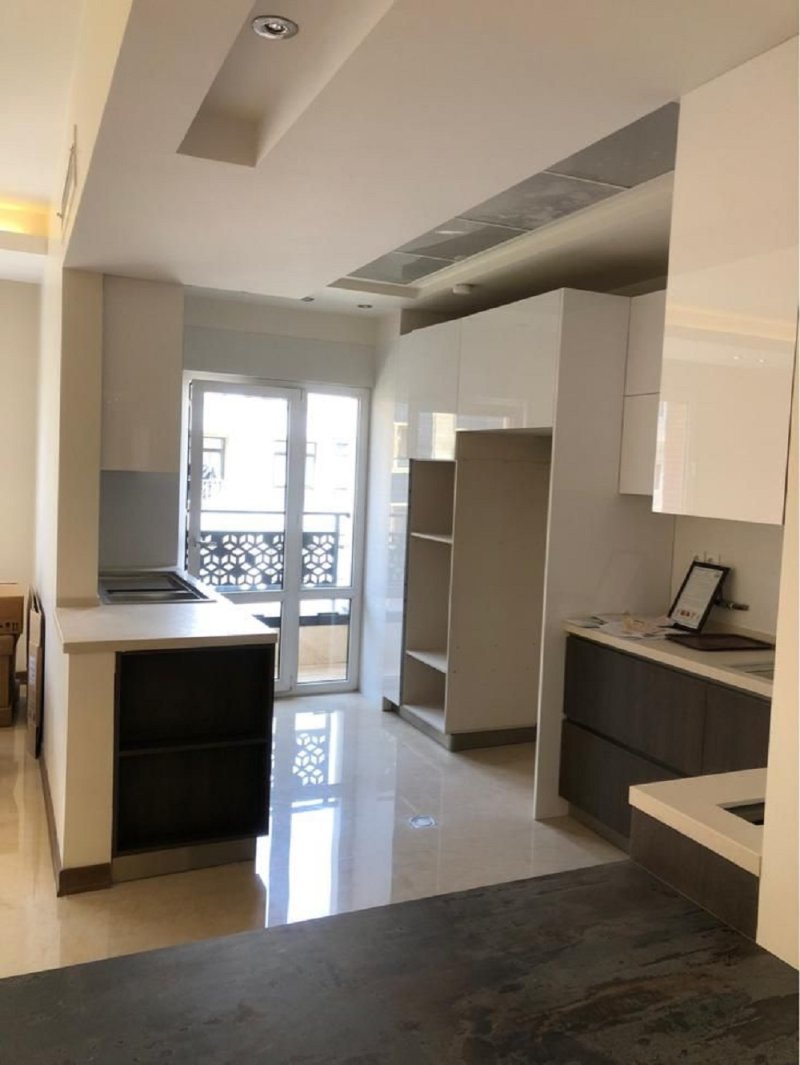 آپارتمان 130 متری سه خوابه در شهرک غرب تهران14186133090