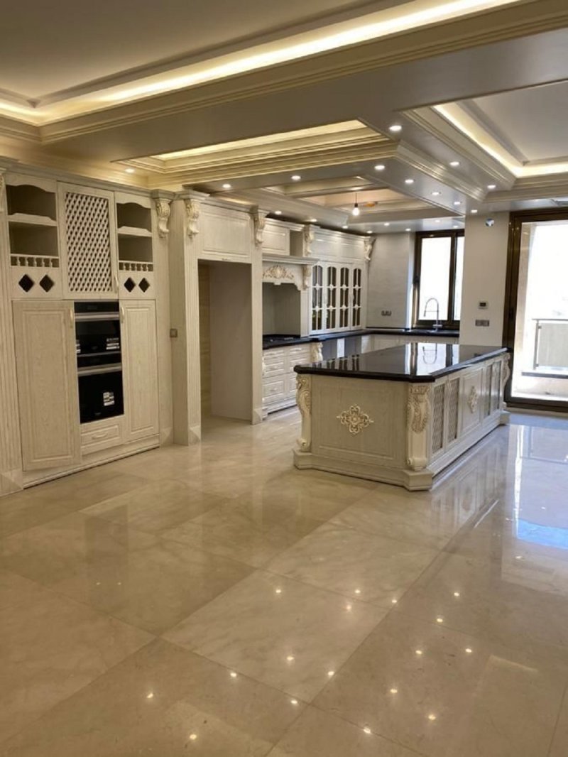 آپارتمان 193 متری سه خوابه در سعادت آباد تهران14185133062