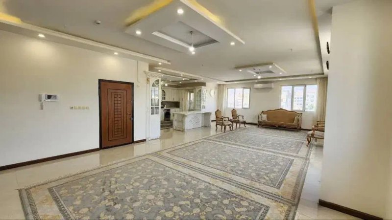 آپارتمان 200 متری سه خوابه در بلوار امام رضا مشهد14188533176