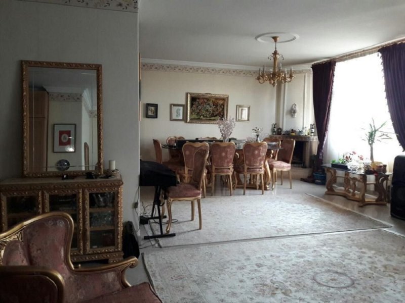 آپارتمان 153 متری دو خوابه در شهرک غرب تهران14185233067