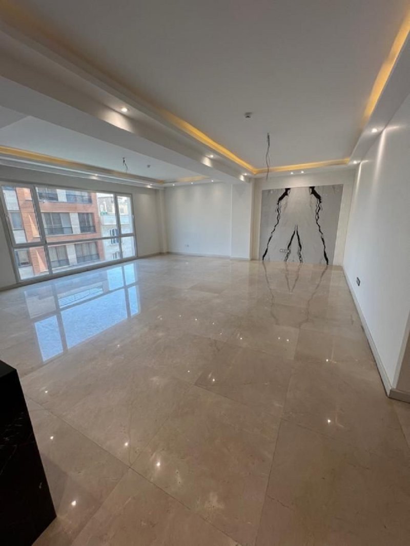 آپارتمان 148 متری سه خوابه در شهرک غرب تهران14185633073