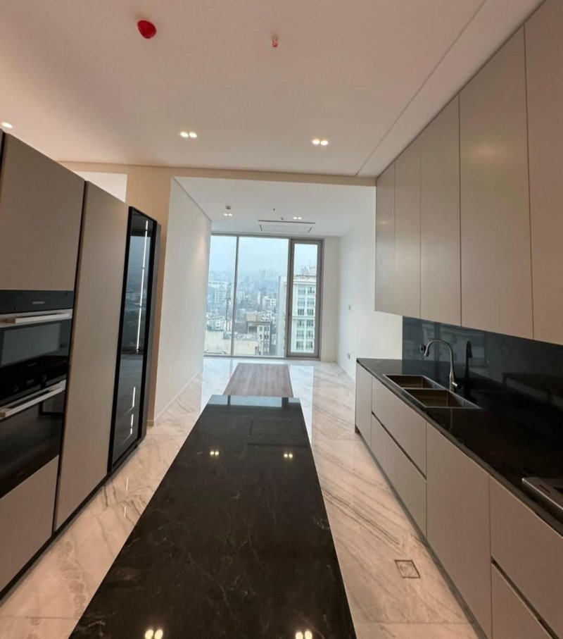 آپارتمان 170 متری سه خوابه در سعادت آباد تهران14175432942