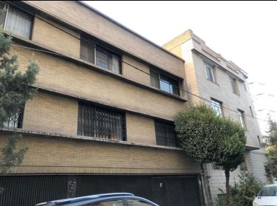 کلنگی 200 متری در سعادت آباد تهران