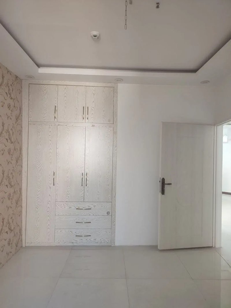 آپارتمان 200 متری سه خوابه در عنصری مشهد14188433172